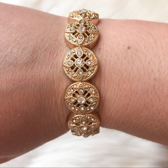 Francesca's Collections Jewelry - Francesca’s Collection Stretchy Bracelet NWT